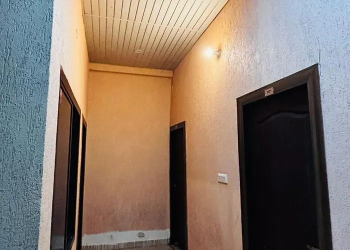 Hotel Devraj